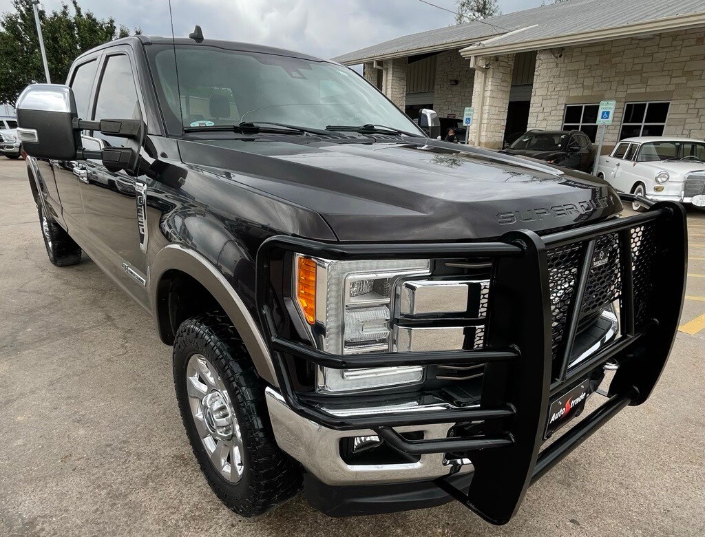 2019 Ford F-350 King Ranch photo 2