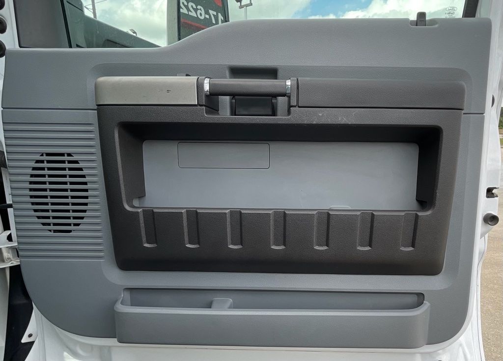 2018 Ford F-750 - Photo 28