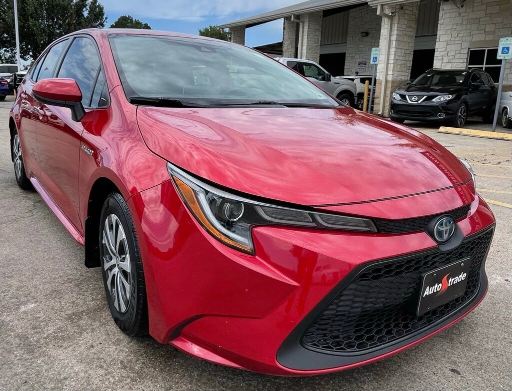 2021 Toyota Corolla Hybrid LE photo 2
