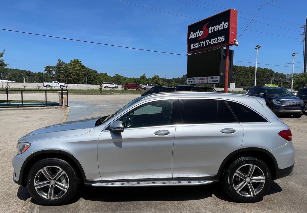 2016 Mercedes-Benz GLC GLC300 - Photo 6