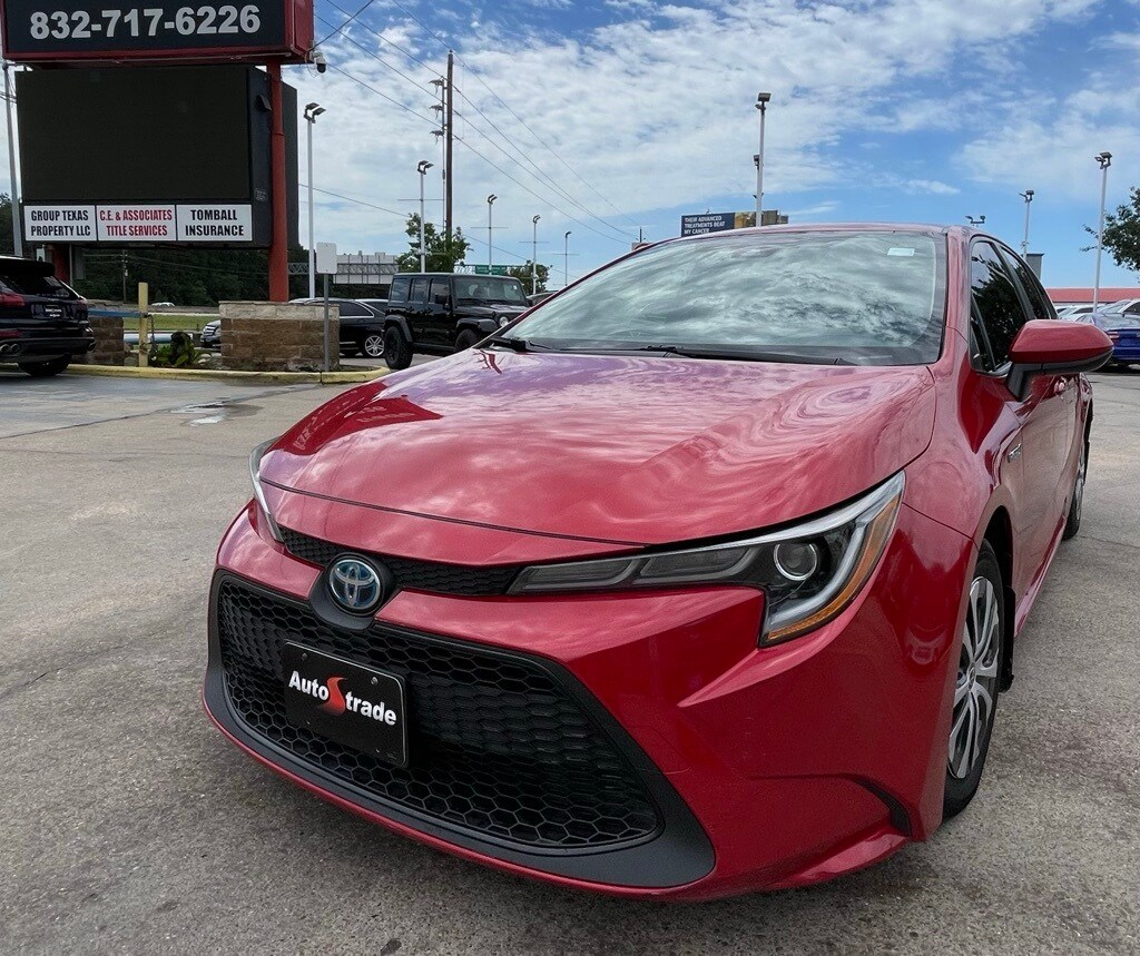 2021 Toyota Corolla Hybrid LE photo 3