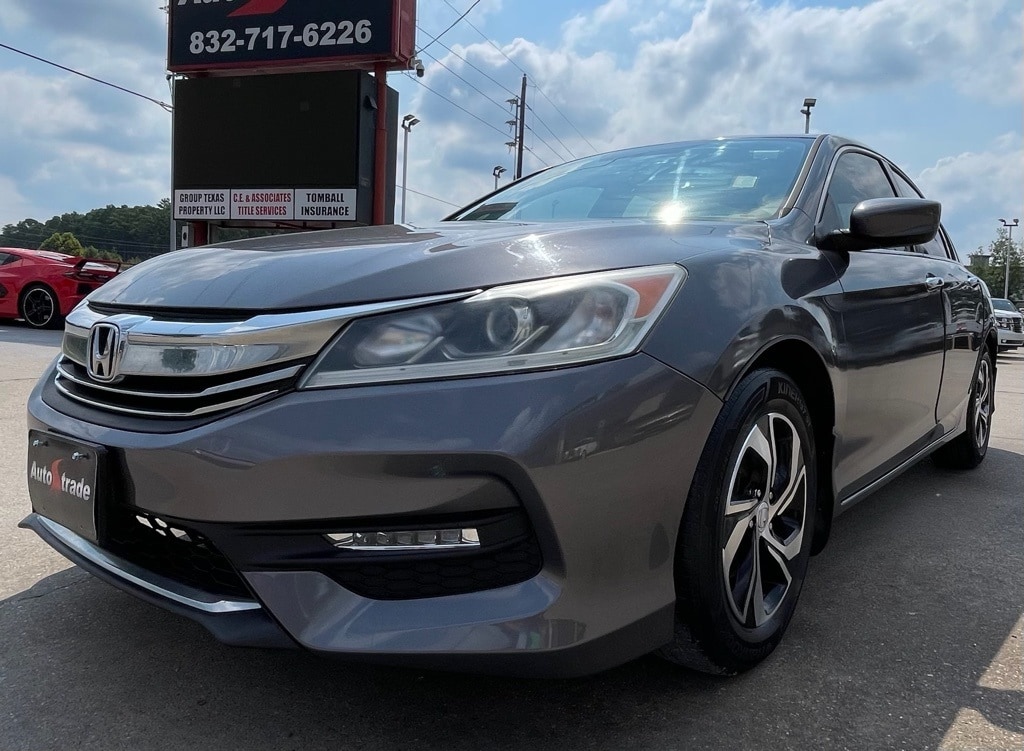 Used 2017 Honda Accord LX Sedan