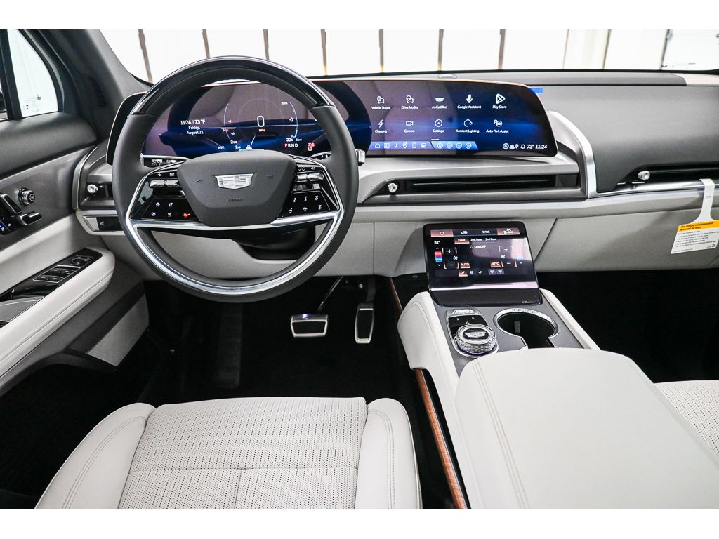 2027 Cadillac VISTIQ Sport - Photo 17