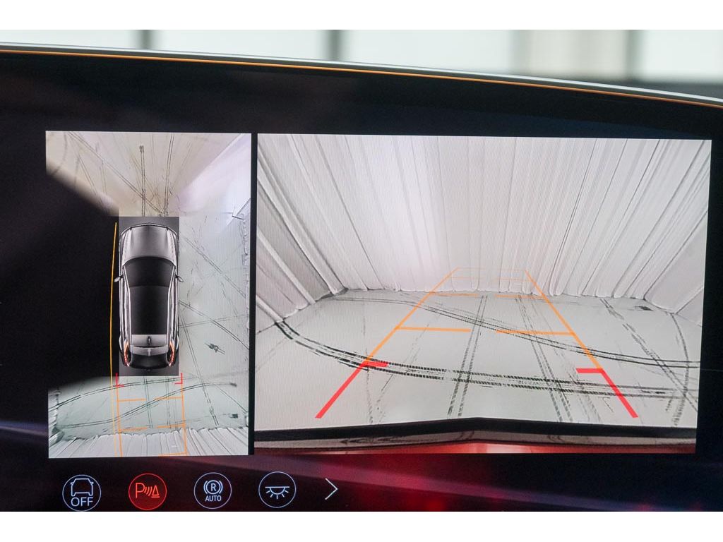 2026 Cadillac LYRIQ V Premium - Photo 30