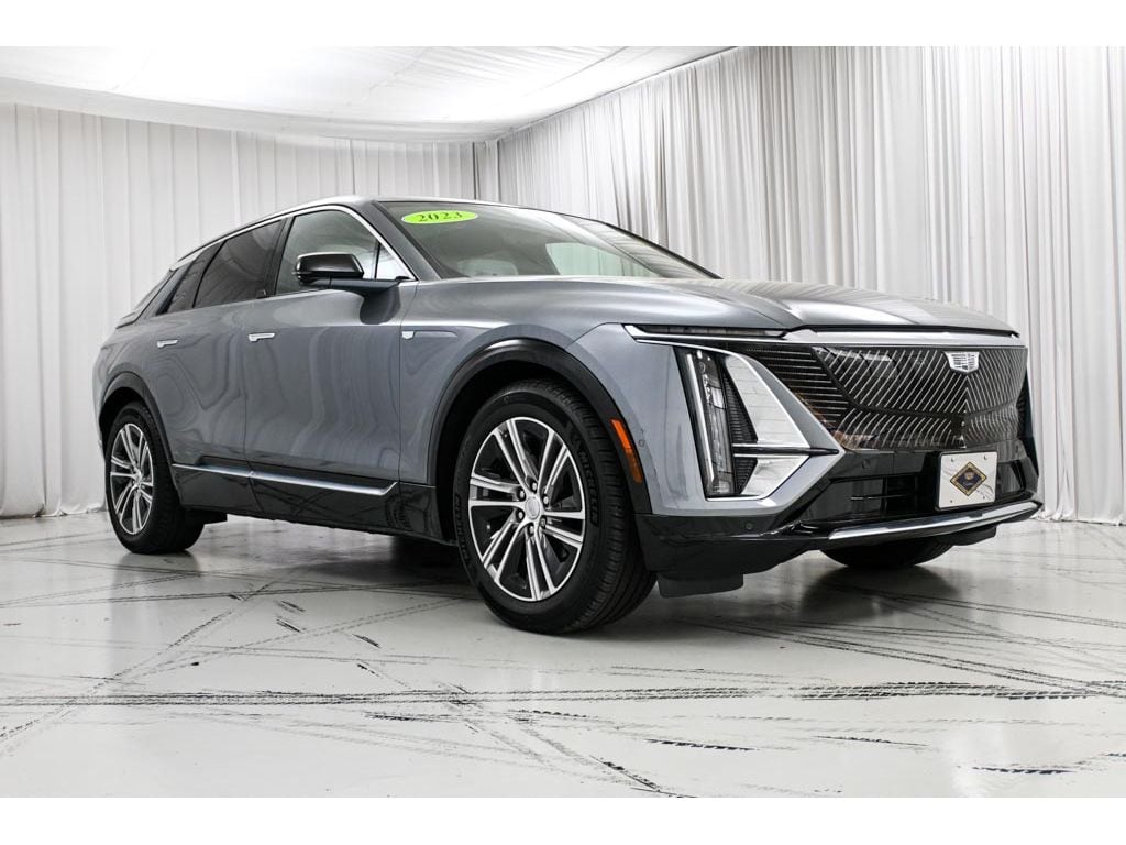 Used 2023 Cadillac LYRIQ Luxury with VIN 1GYKPMRK2PZ000873 for sale in Wilmington, DE