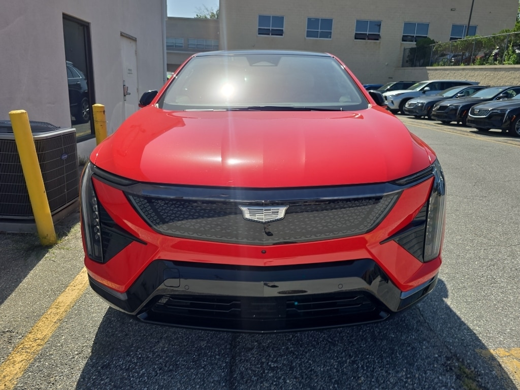 Used 2025 CADILLAC OPTIQ Sport 1 SUV