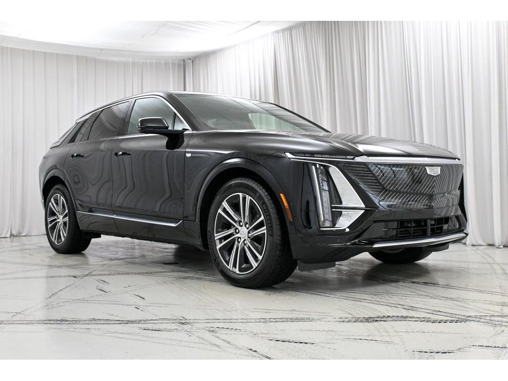 New 2026 CADILLAC LYRIQ Luxury SUV