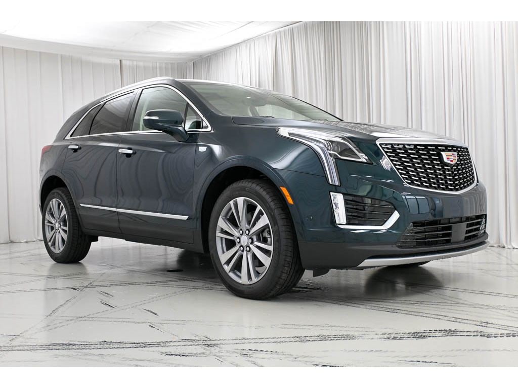 New 2026 CADILLAC XT5 Premium Luxury SUV