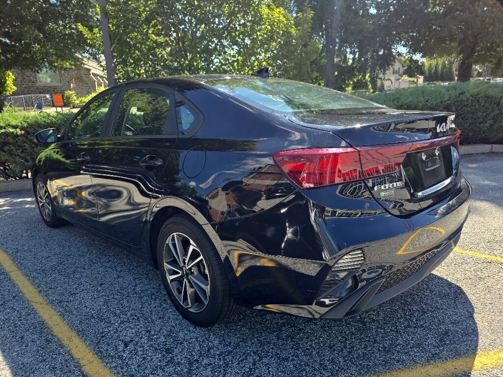 Used 2023 Kia Forte LXS