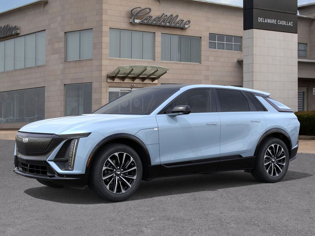 2026 Cadillac Lyriq Sport photo 2
