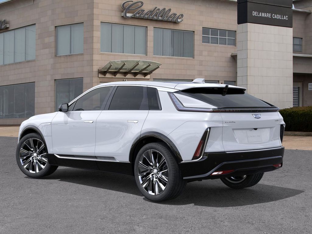 2026 Cadillac Lyriq Luxury photo 3