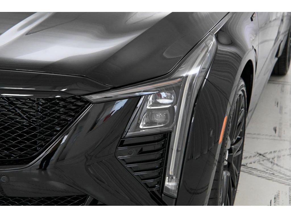 2026 Cadillac CT5 V-Series - Photo 9