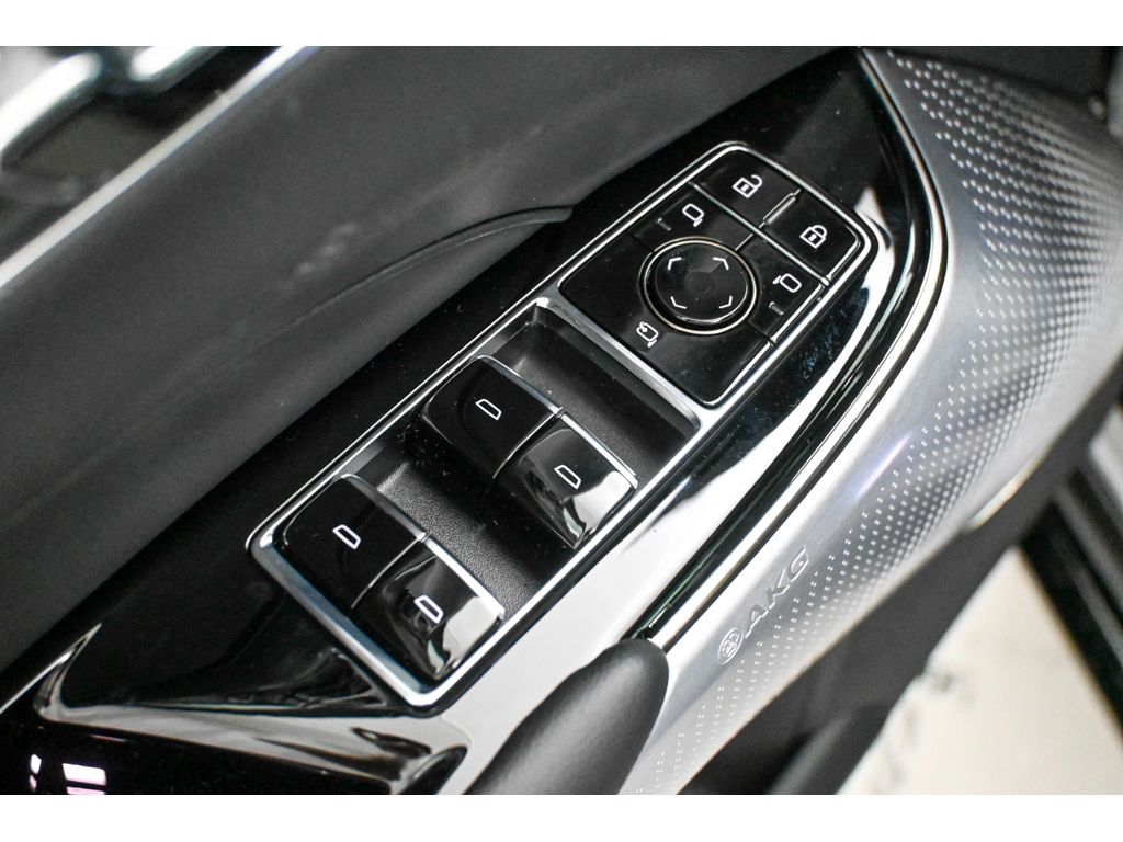 2026 Cadillac LYRIQ V - Photo 24