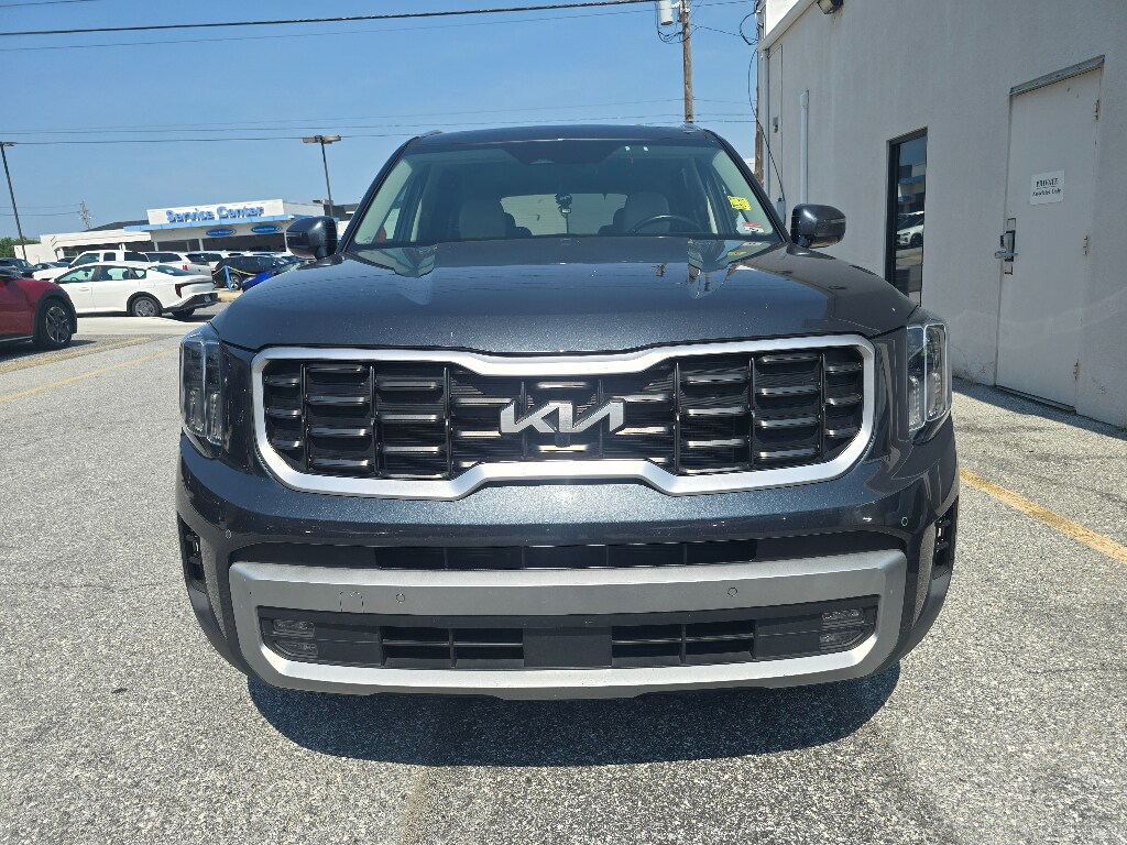 Used 2023 Kia Telluride SX