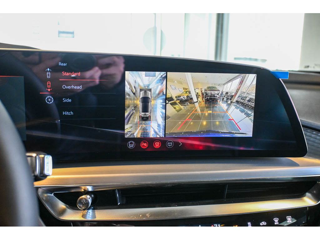 2026 Cadillac LYRIQ V Premium - Photo 30