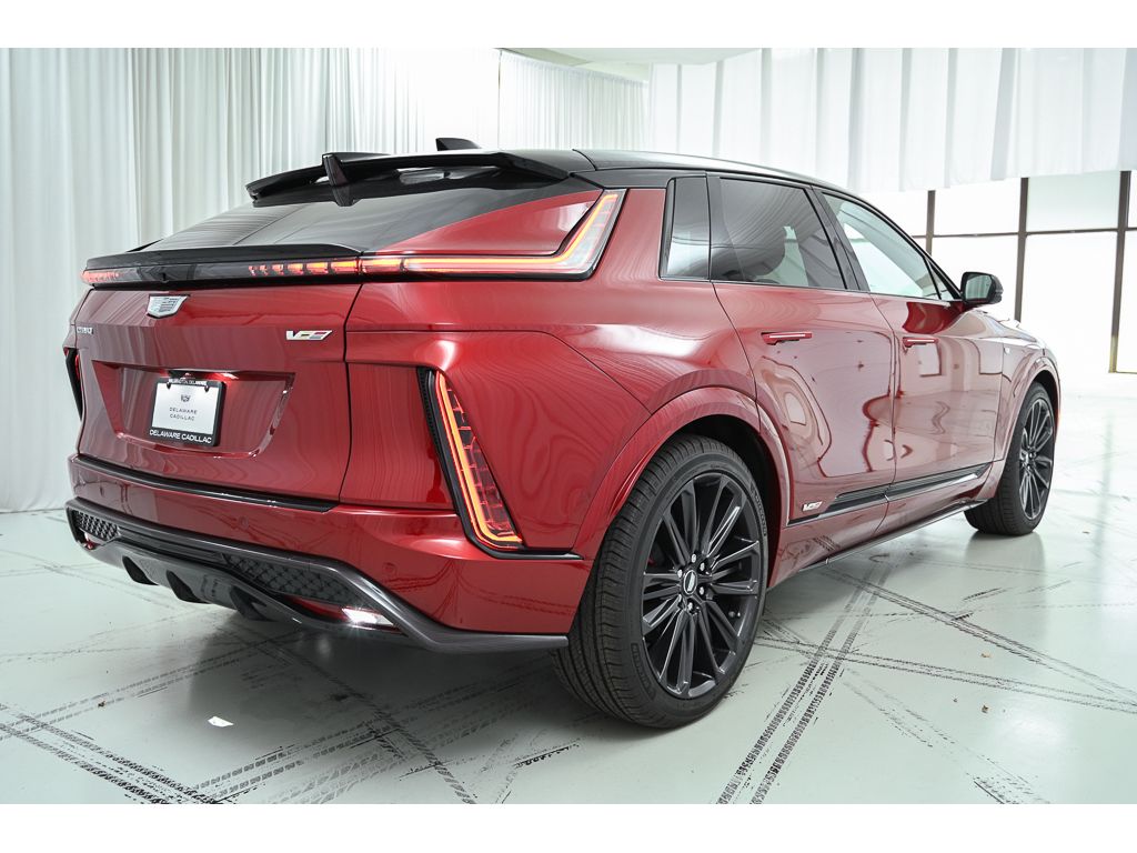2026 Cadillac LYRIQ V Premium - Photo 7