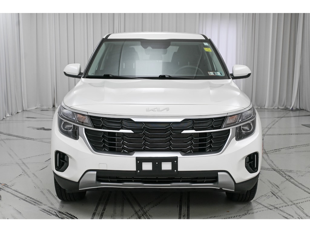 Used 2025 Kia Seltos LX