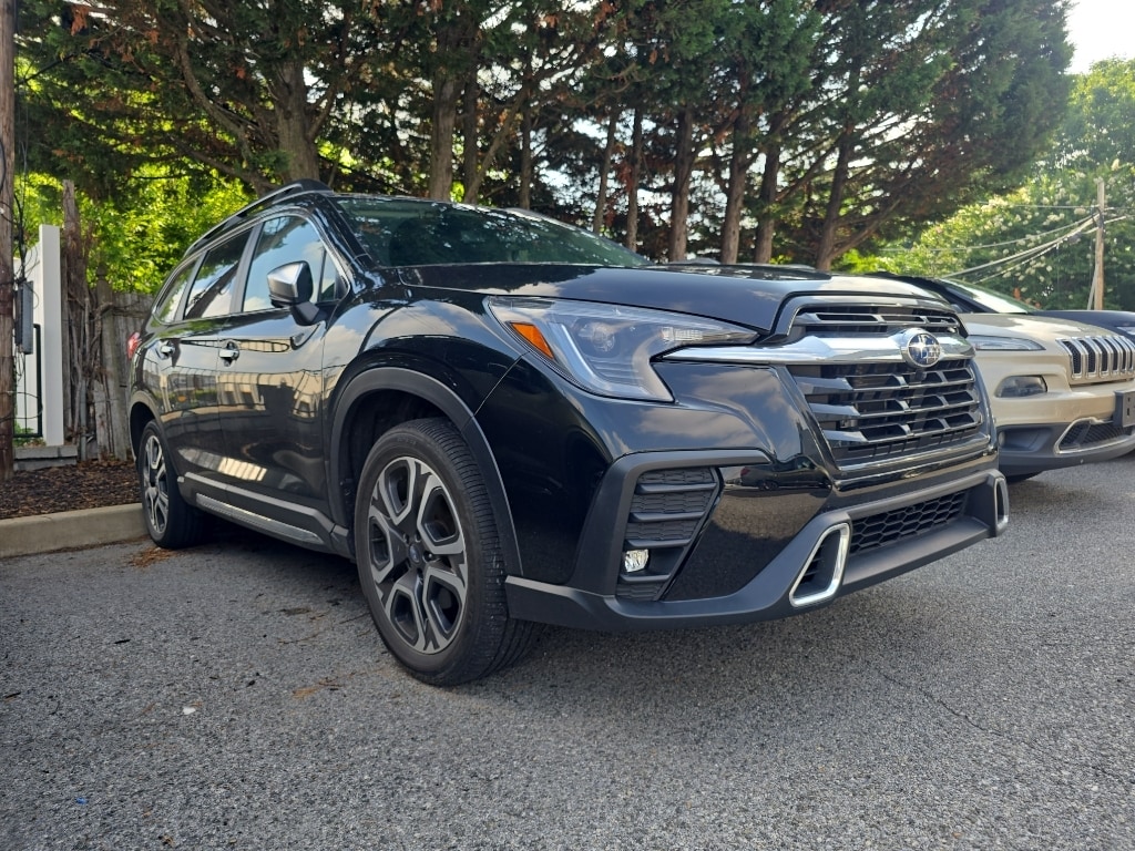 Used 2023 Subaru Ascent Touring