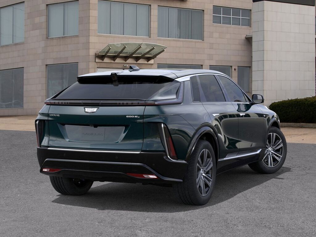 New 2026 CADILLAC LYRIQ Luxury SUV