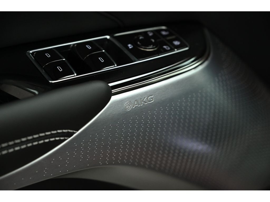 2026 Cadillac LYRIQ V Premium - Photo 22