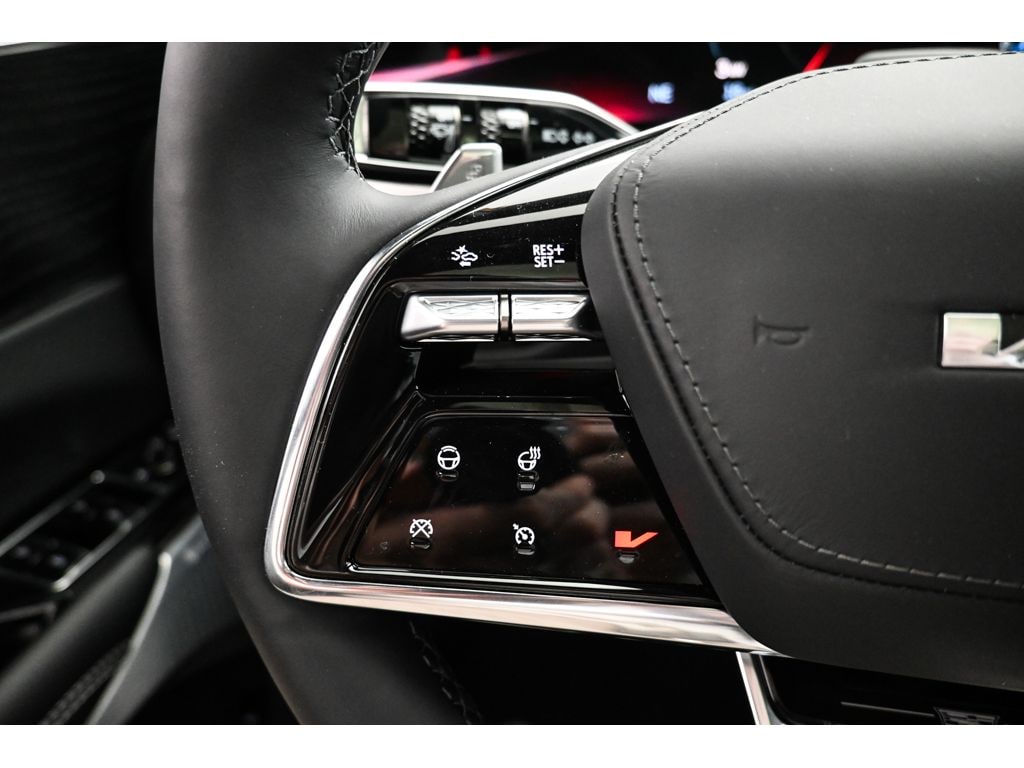 2026 Cadillac LYRIQ V Premium - Photo 29