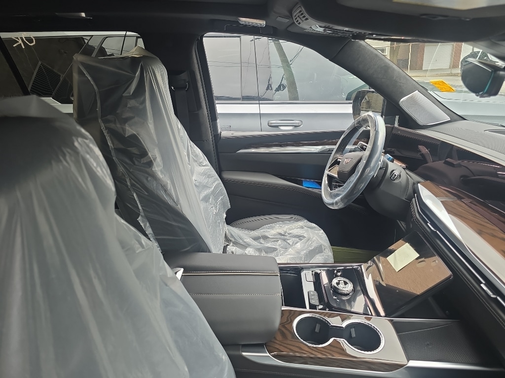New 2026 CADILLAC Escalade Platinum Sport SUV