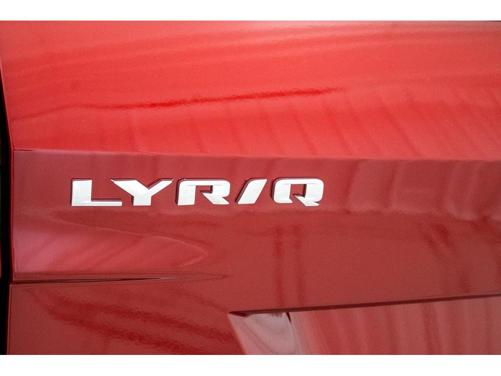 2026 Cadillac LYRIQ V Premium - Photo 33