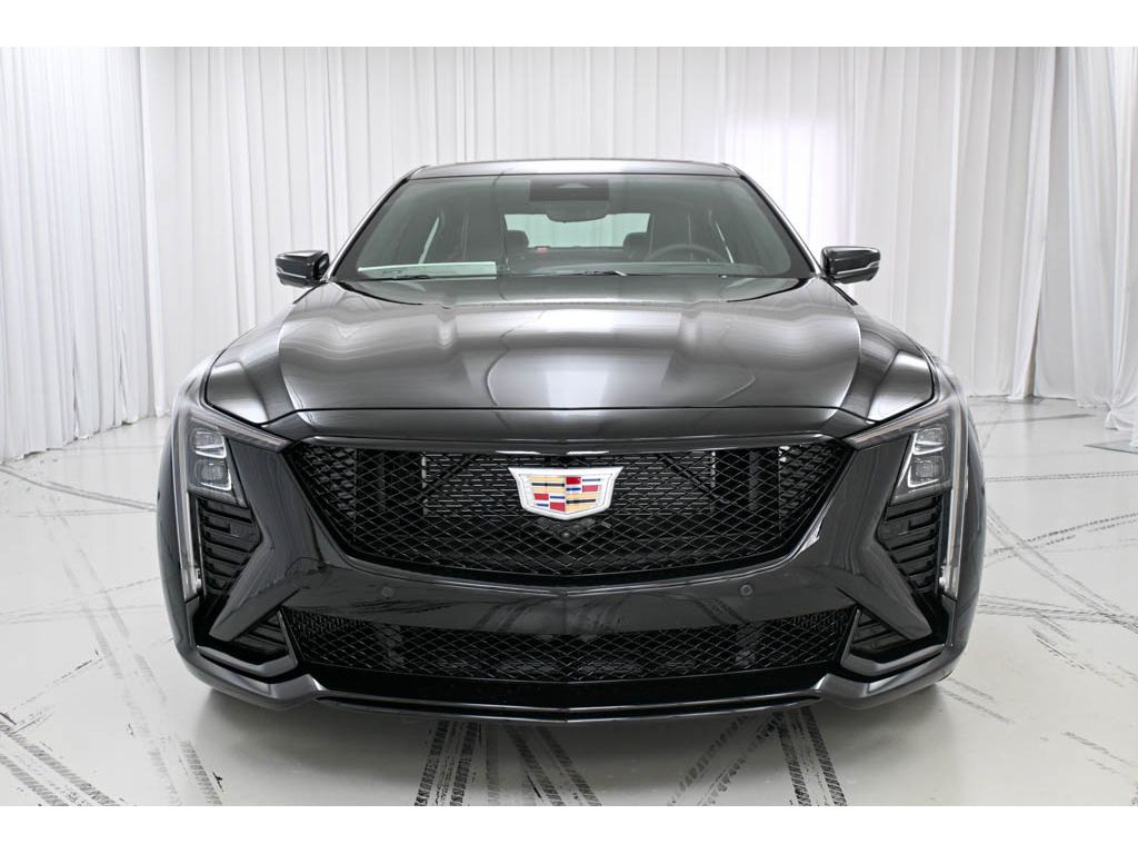 2026 Cadillac CT5 V photo 3