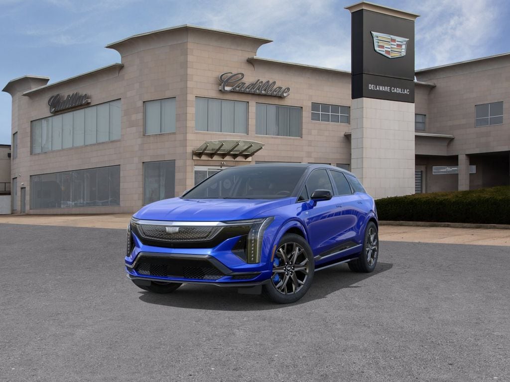 2027 Cadillac OPTIQ V-Series - Photo 8