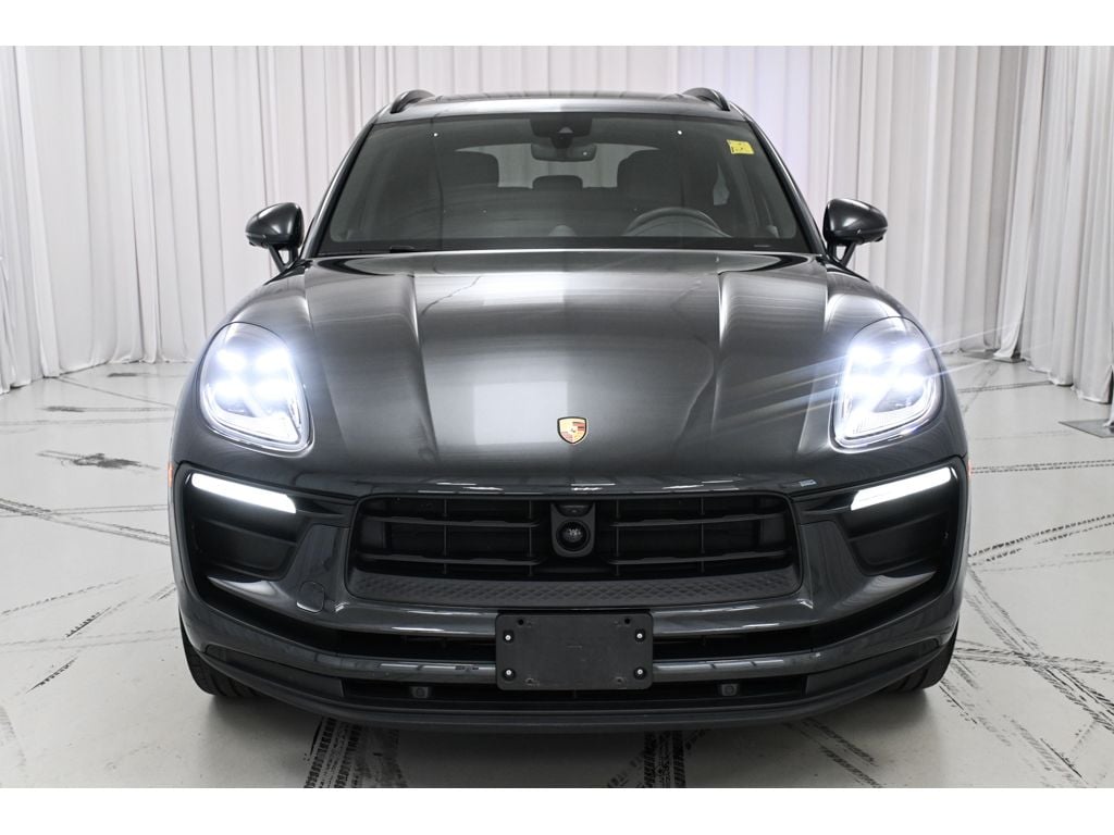 Used 2024 Porsche Macan NA