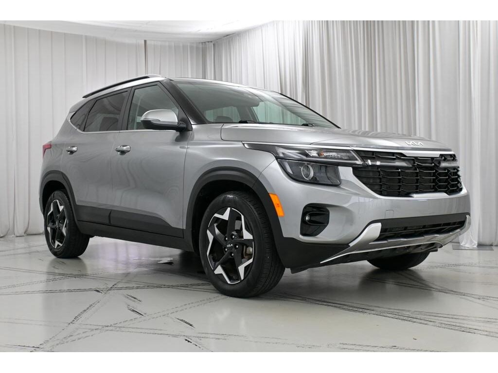 Used 2024 Kia Seltos EX