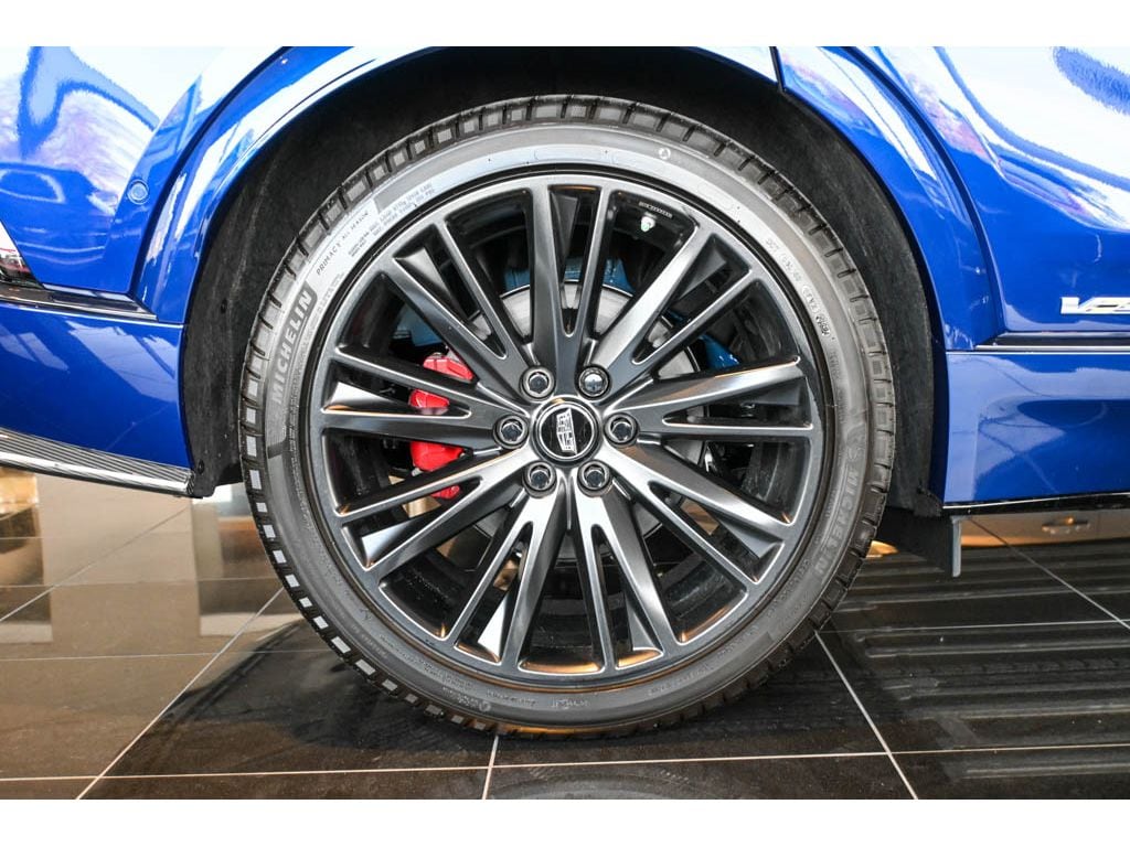 2026 Cadillac LYRIQ V Premium - Photo 8