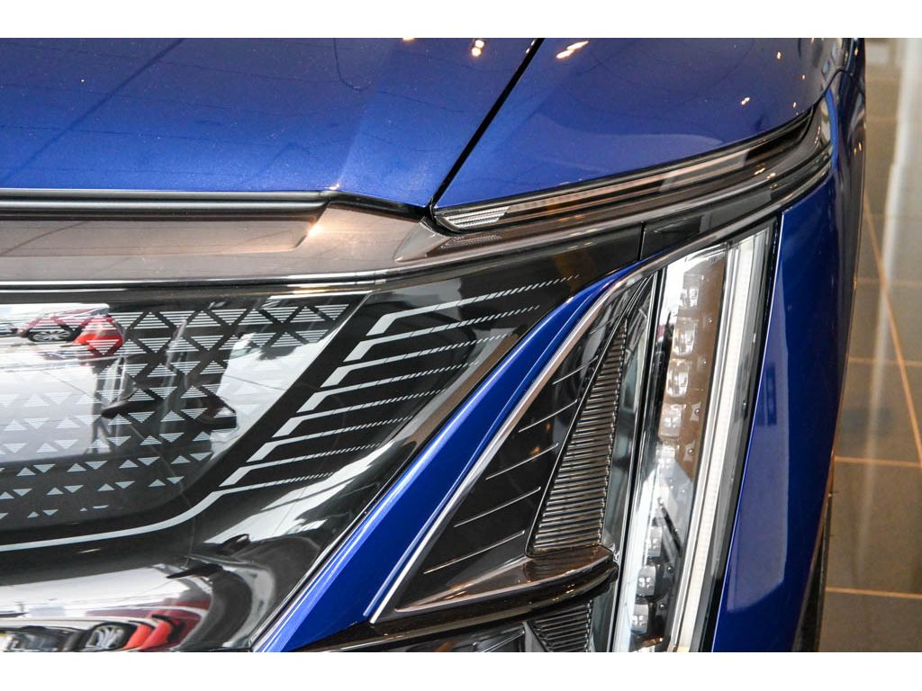2026 Cadillac LYRIQ V Premium - Photo 9