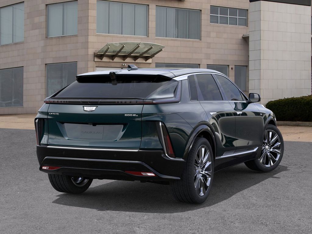 2026 Cadillac Lyriq Luxury photo 4