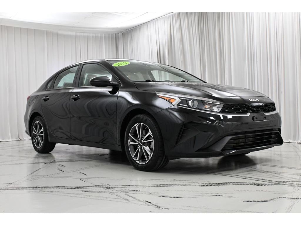 Used 2023 Kia Forte LXS