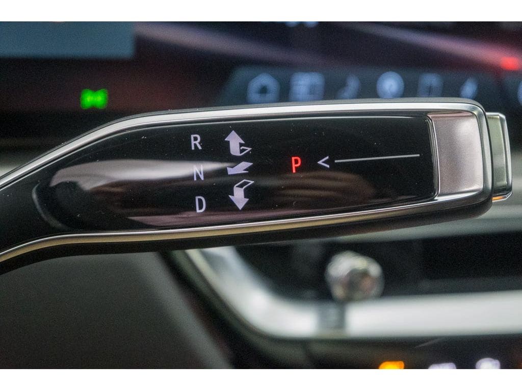 2026 Cadillac LYRIQ V Premium - Photo 24