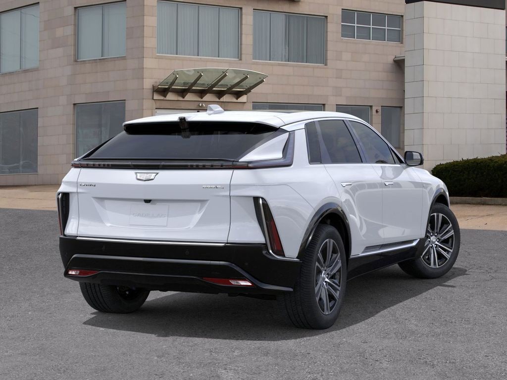 New 2026 CADILLAC LYRIQ Luxury SUV