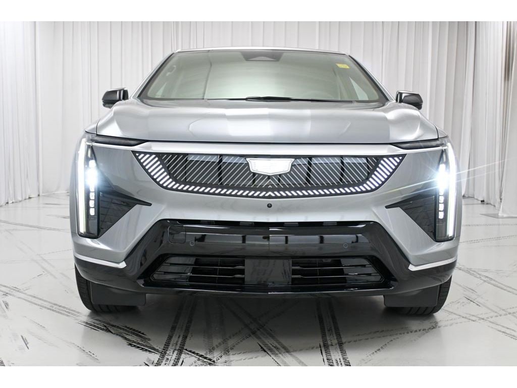 New 2027 CADILLAC OPTIQ Luxury SUV