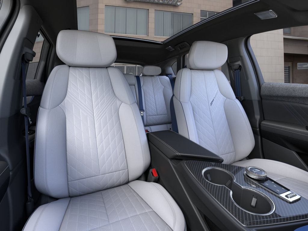 2027 Cadillac OPTIQ V-Series - Photo 16