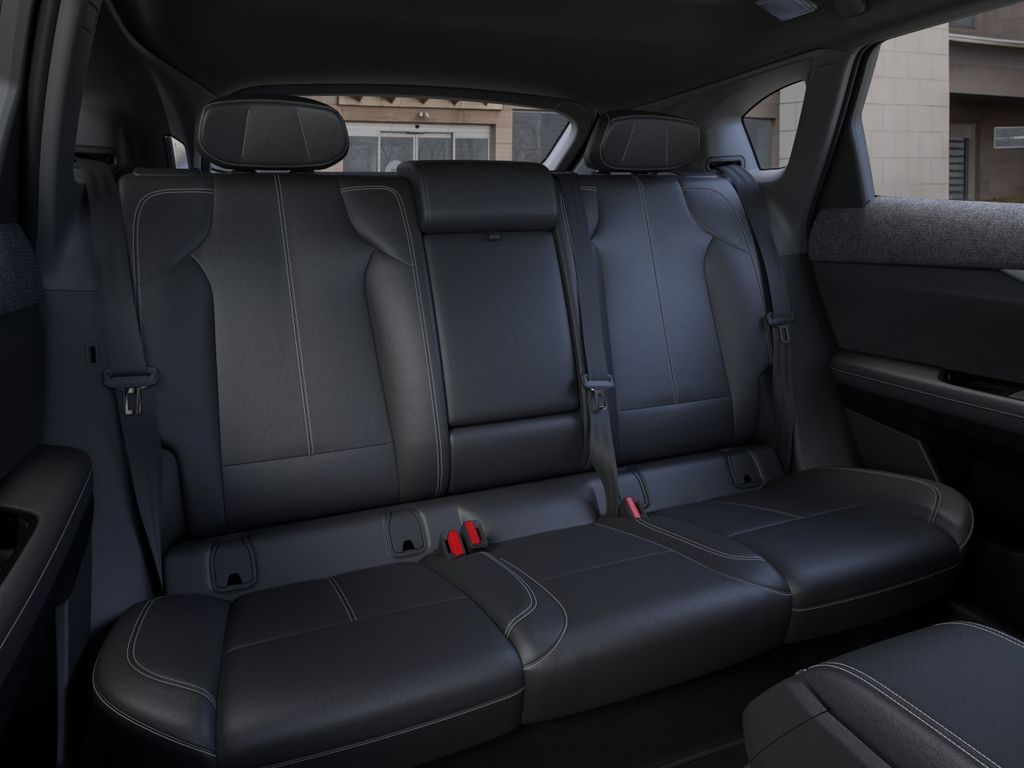 2027 Cadillac OPTIQ Luxury - Photo 17