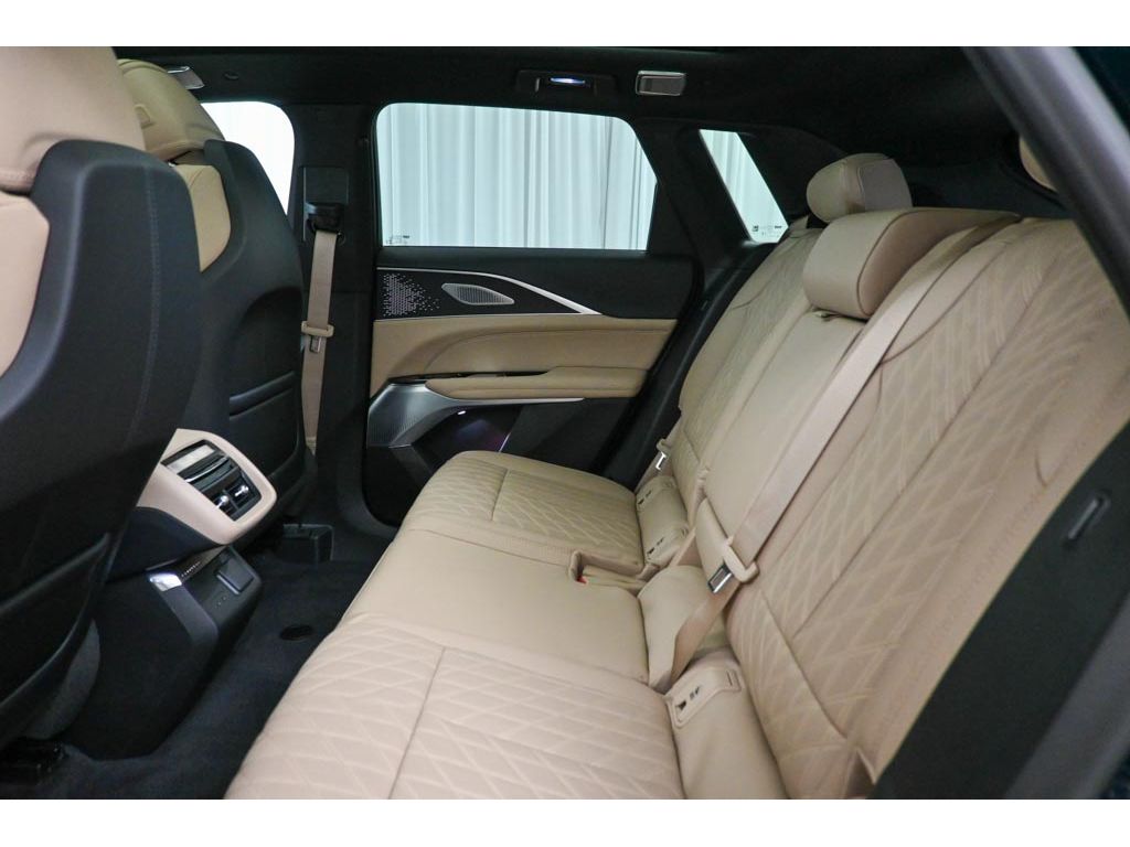 2026 Cadillac LYRIQ Signature Luxury - Photo 12