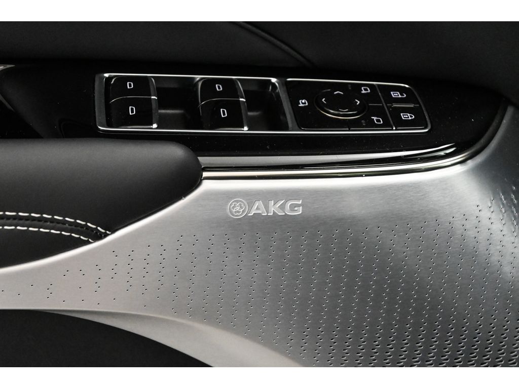 2026 Cadillac LYRIQ V Premium - Photo 21