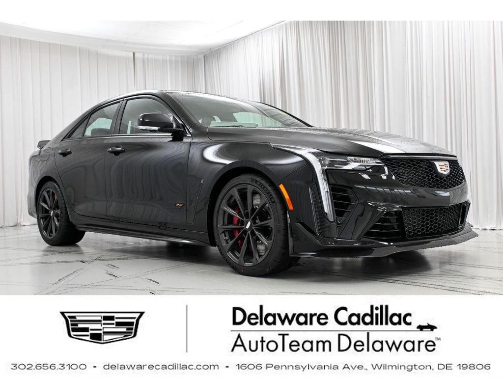 2026 Cadillac CT4 V-Series Blackwing's photo