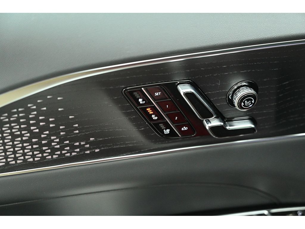 2026 Cadillac LYRIQ V Premium - Photo 20