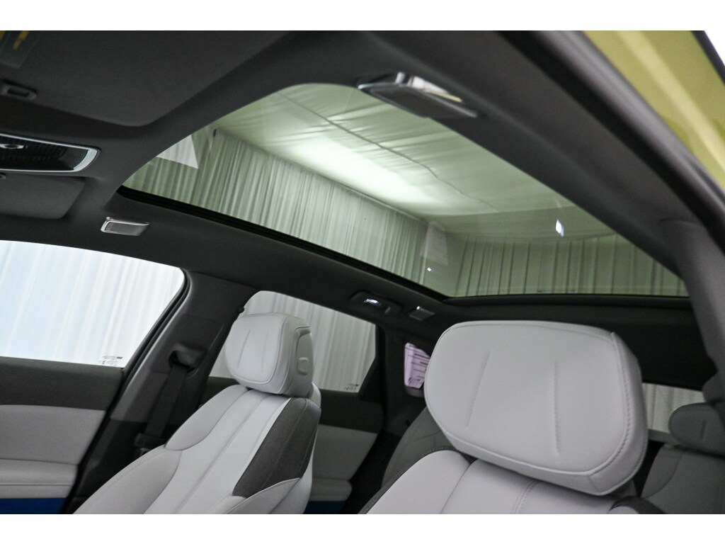 2027 Cadillac OPTIQ Sport - Photo 20