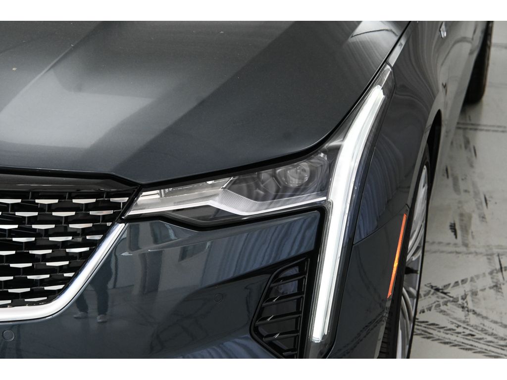 2025 Cadillac CT4 Premium Luxury - Photo 9