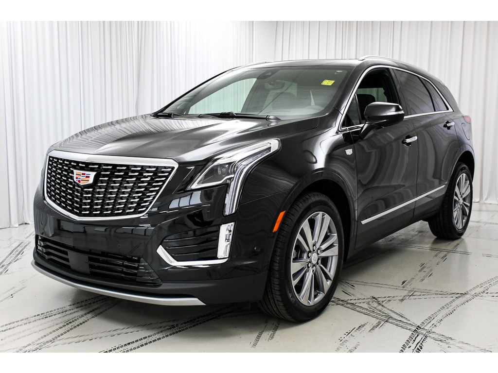 New 2026 CADILLAC XT5 Premium Luxury SUV