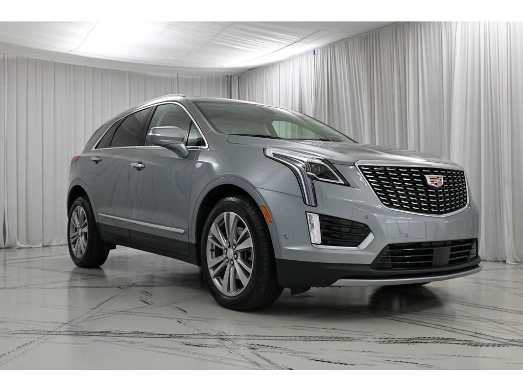 2024 Cadillac XT5 Premium Luxury photo 2