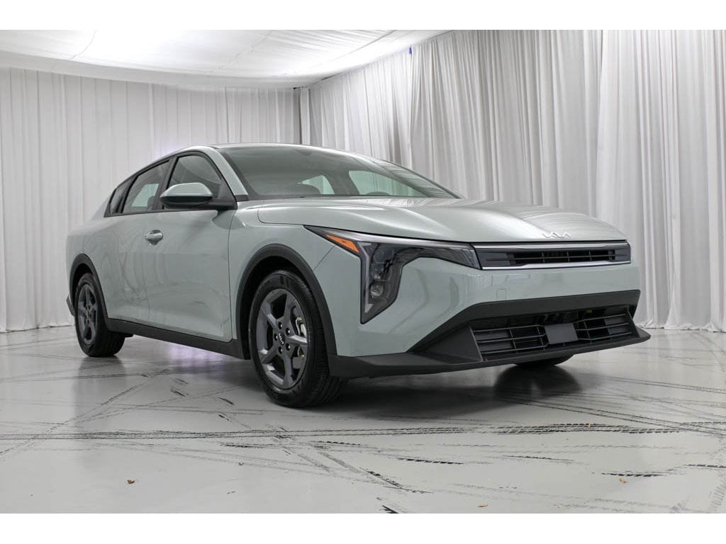 Used 2025 Kia K4 LXS