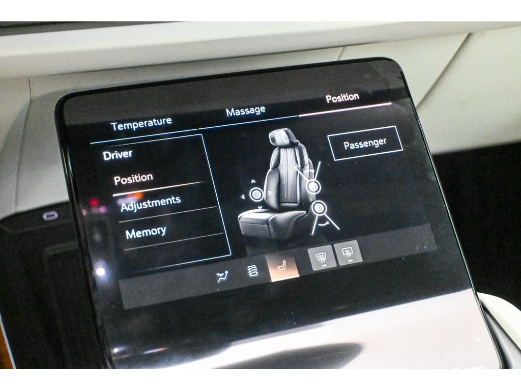 2027 Cadillac VISTIQ Sport - Photo 36